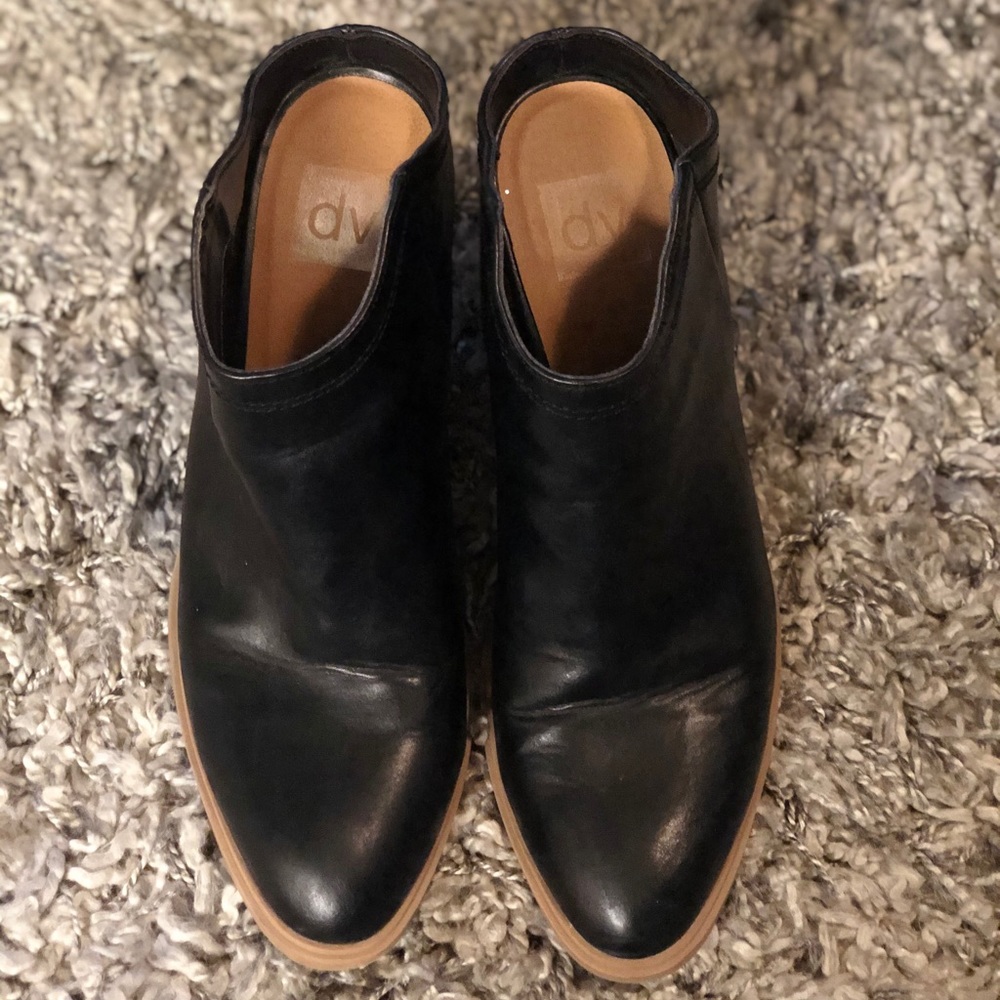 Comfy DV Target Brand Black Faux Leather Mule - Picture 3 of 8